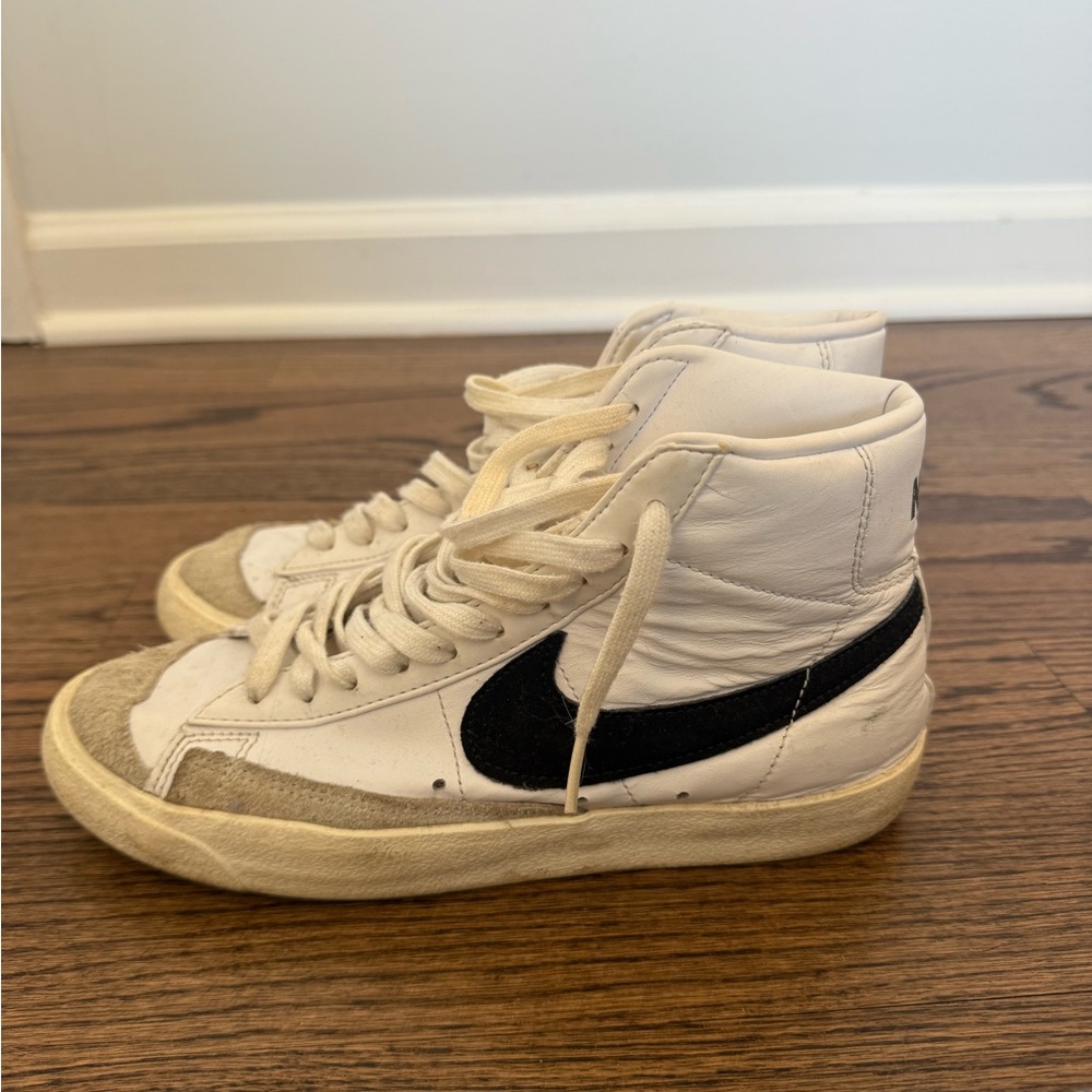 Nike Blazers Sneakers